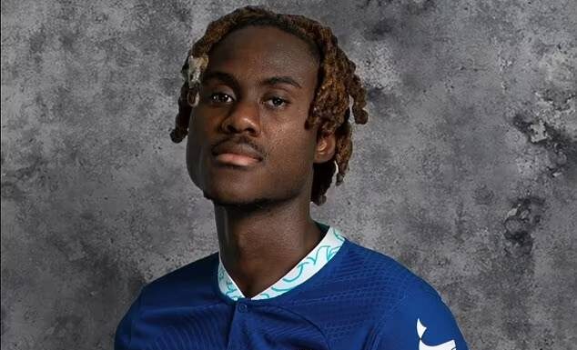 Chelsea new home kit